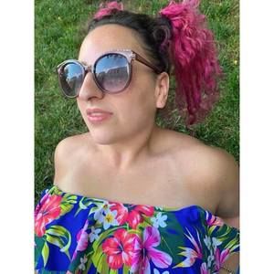 Meet your Posher, Talia